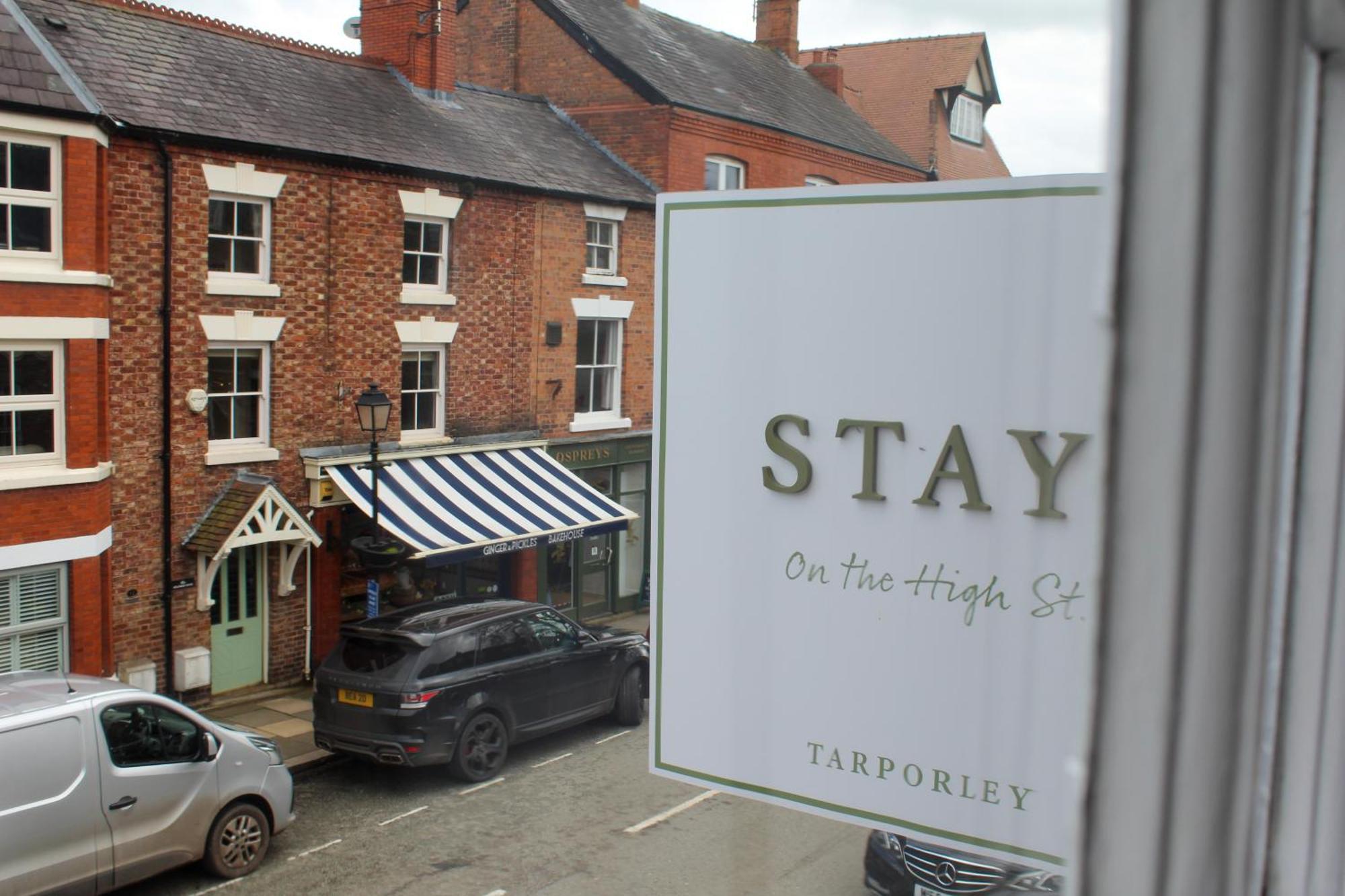 Stay On The High Street Tarporley Kültér fotó